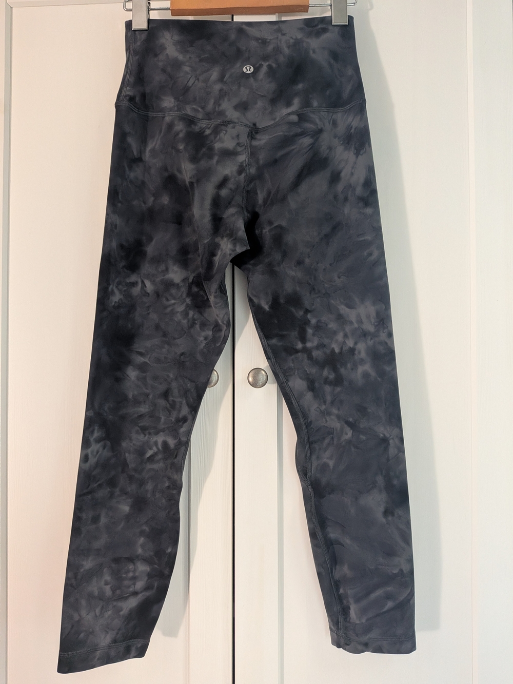 Lululemon Align High Rise Crop 23" Diamond Dye Pitch Grey Graphite Grey Size 6